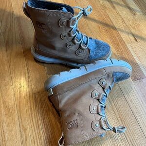 Sorel Women’s waterproof winter boots